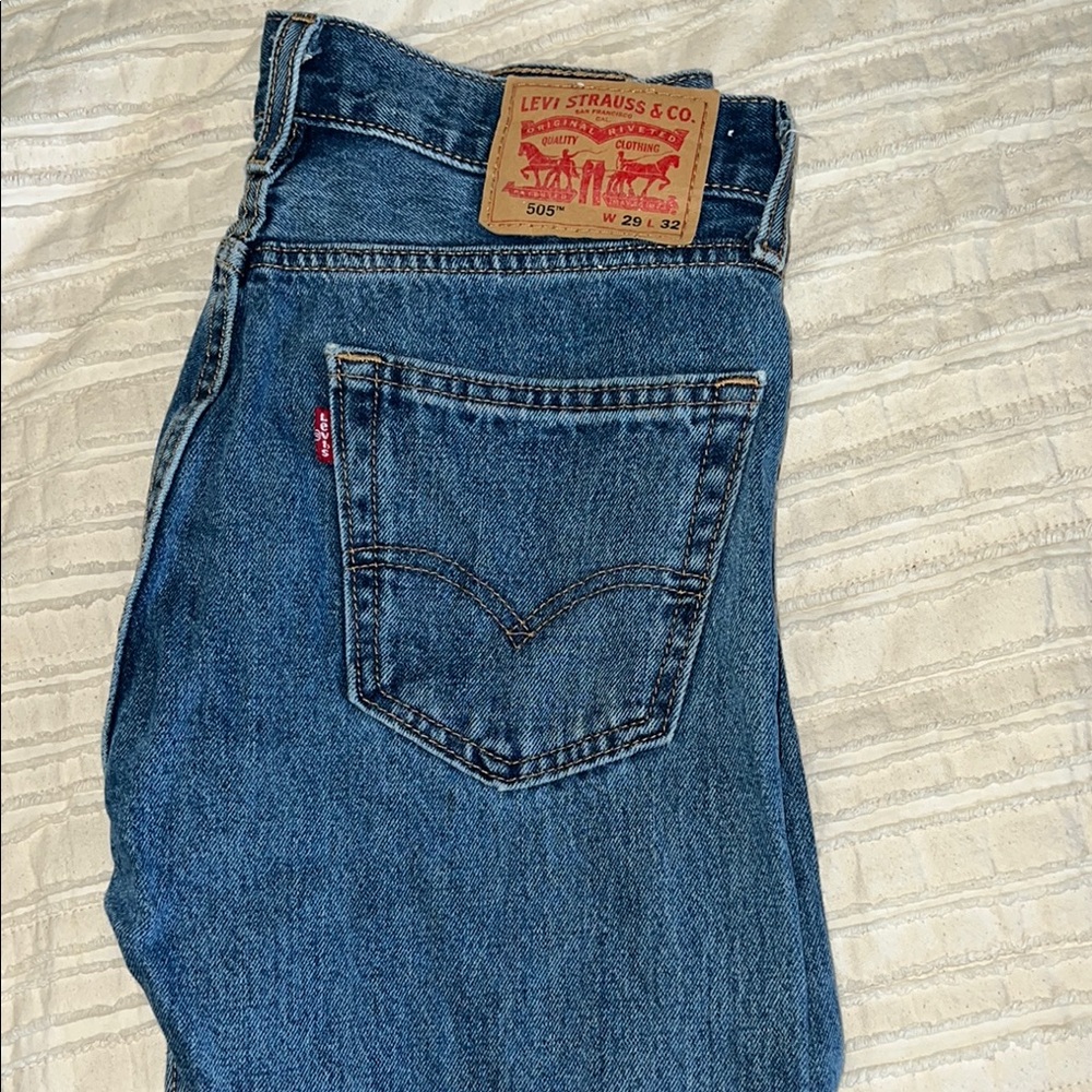 Levi's Blue Straight Jeans with Iconic Design